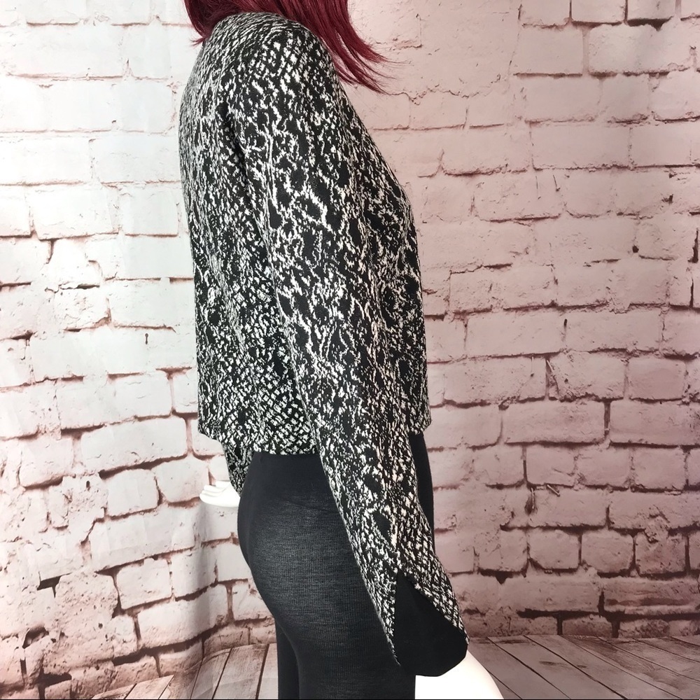 ELLA MOSS S Black and White long sleeve knit top Size Small - Picture 11 of 14